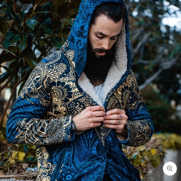 Luna Fide The Kali Cloak Luxurious Black and Gold Patterned for Men and Woman - Picture 2 of 16